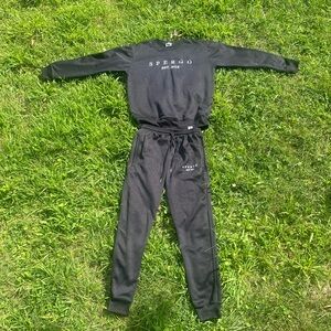 SPERGO Leo Sweatsuit